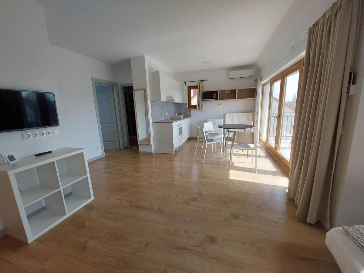 Família Apartmanház Keszthely Esterno foto