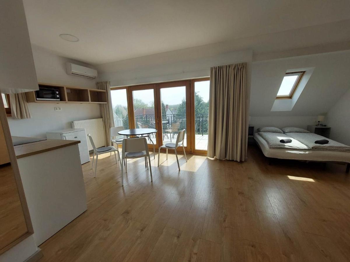 Família Apartmanház Keszthely Esterno foto