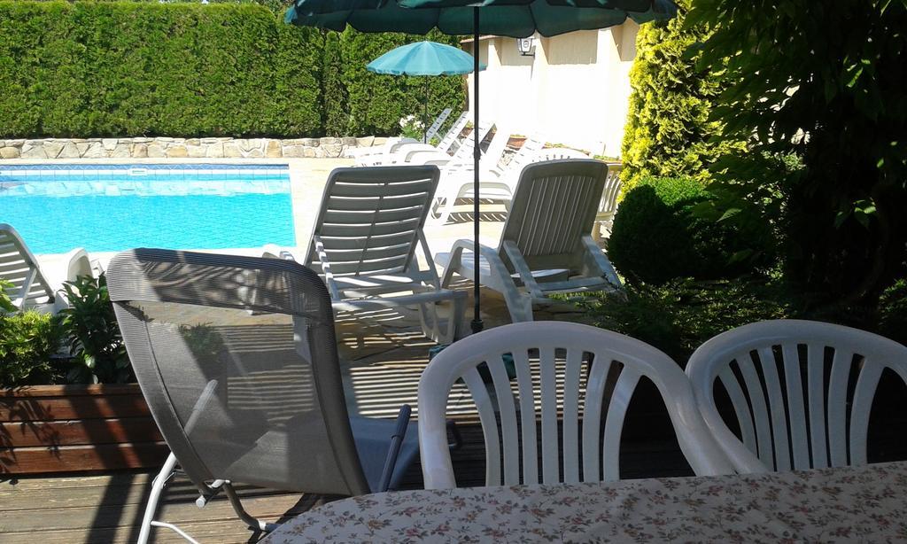 Família Apartmanház Keszthely Esterno foto