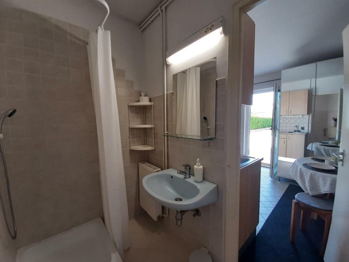 Família Apartmanház Keszthely Esterno foto