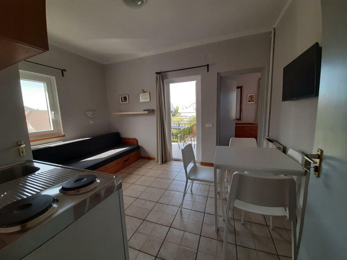 Família Apartmanház Keszthely Esterno foto