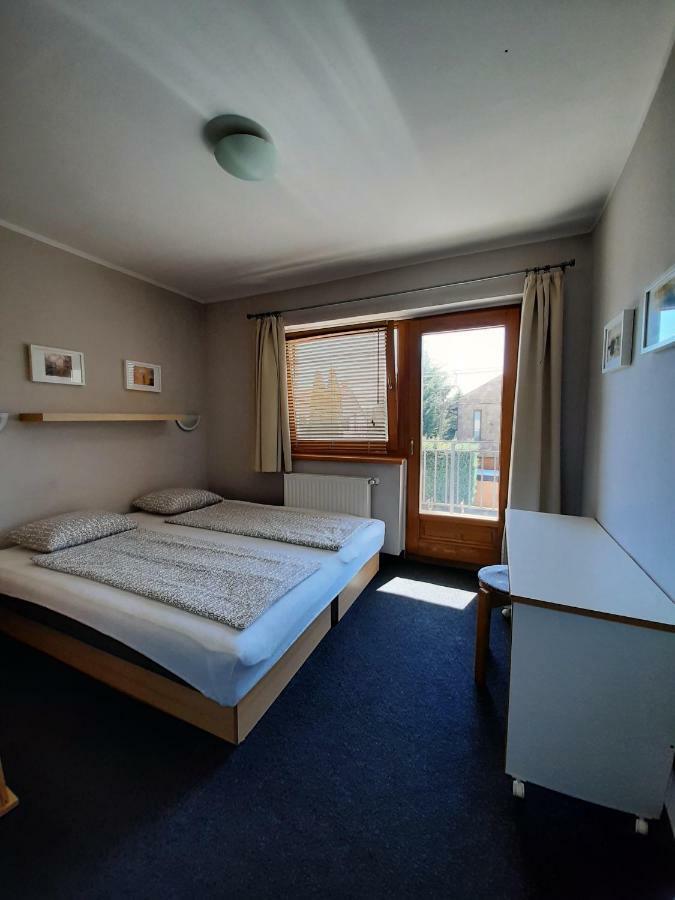 Família Apartmanház Keszthely Esterno foto
